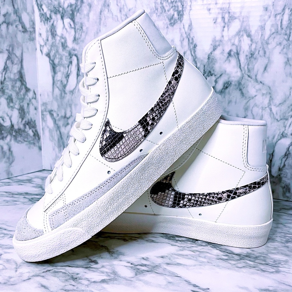 Wmns Nike Blazer Mid ‘77 SE ‘Snakeskin’ size 8.5